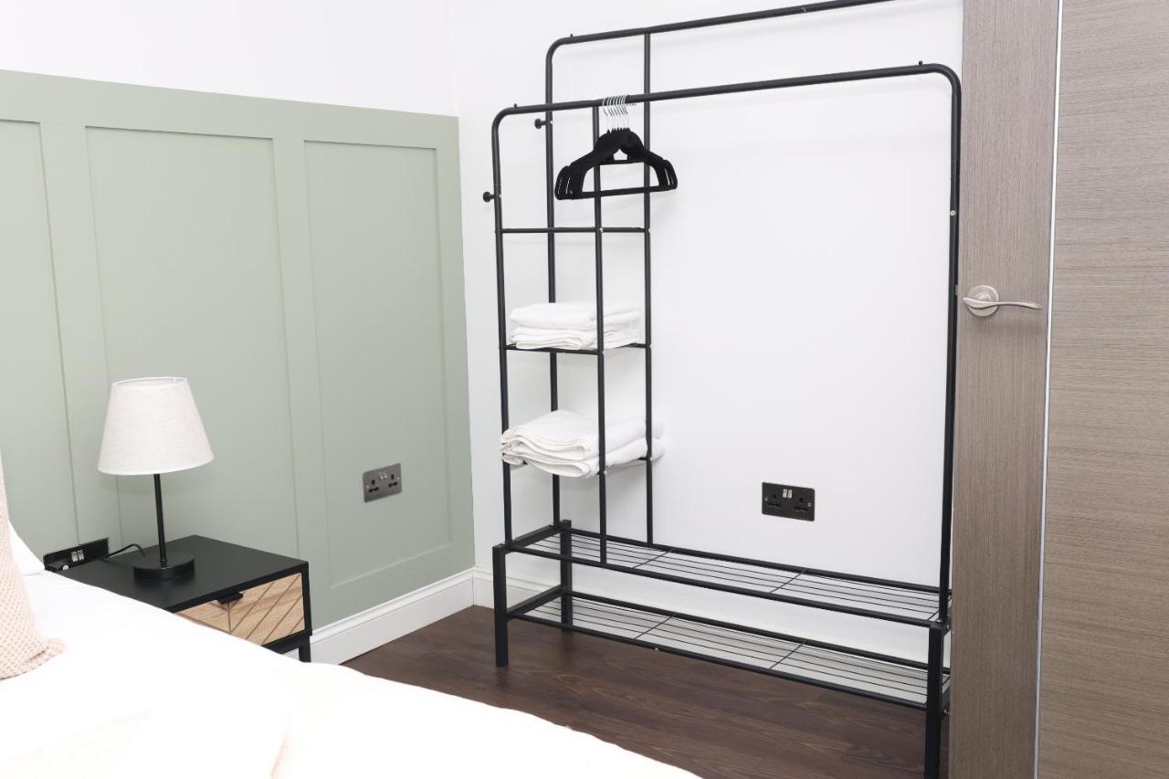 Appartamento Watford Luxury 1 Bed Flat - Free Parking Esterno foto