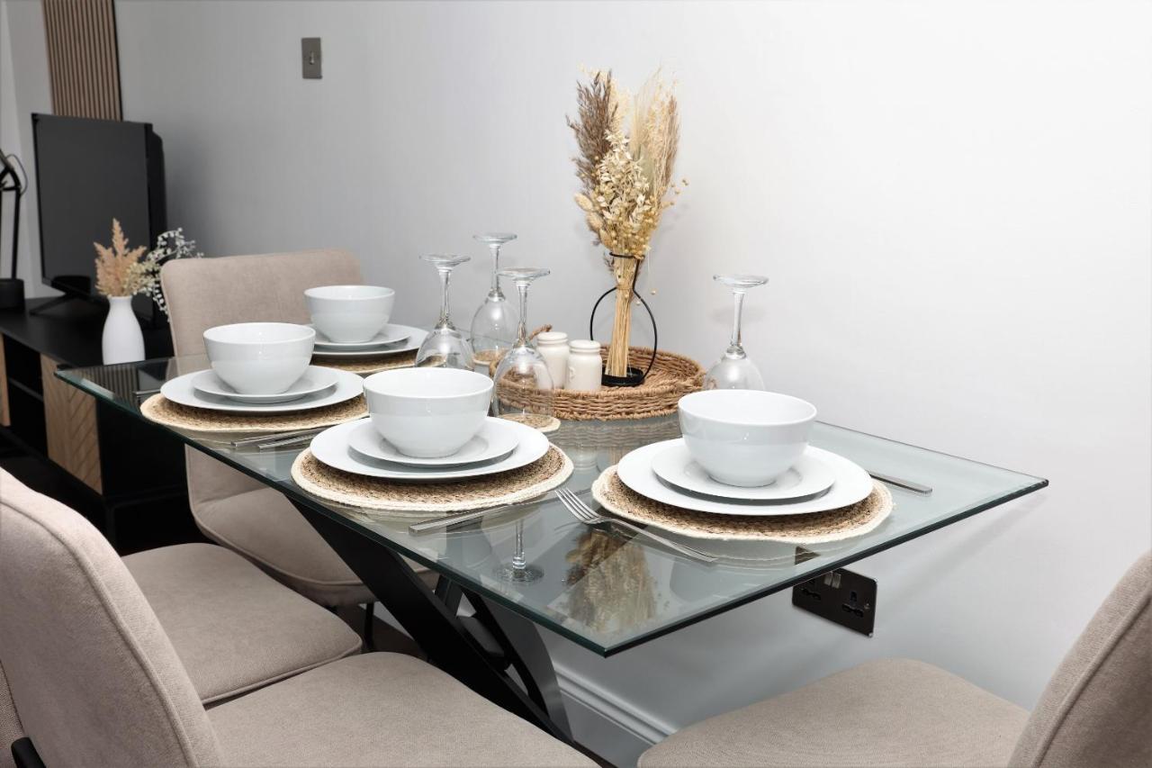 Appartamento Watford Luxury 1 Bed Flat - Free Parking Esterno foto