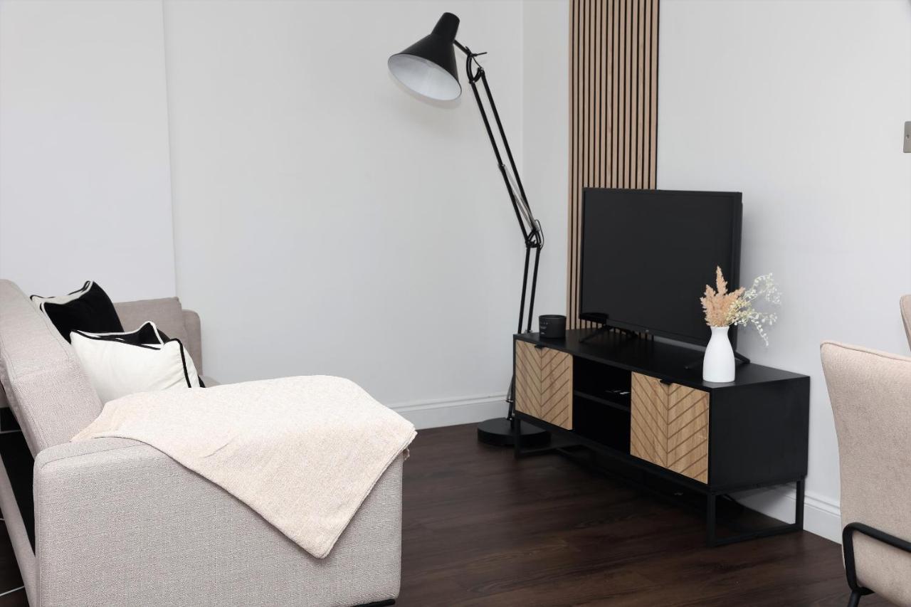 Appartamento Watford Luxury 1 Bed Flat - Free Parking Esterno foto