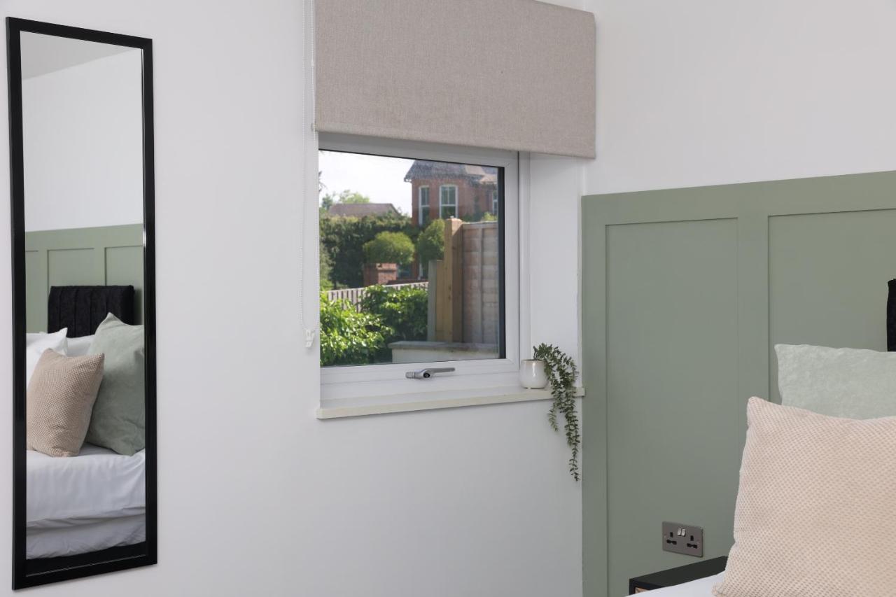 Appartamento Watford Luxury 1 Bed Flat - Free Parking Esterno foto
